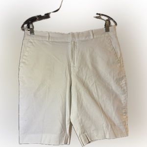 NWT - Banana Republic - White 10 inch Shorts (4)